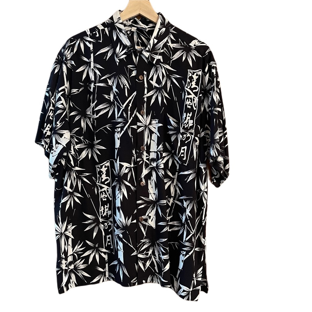 Mens' Hibiscus Collection Hawaii - Black & White Button Down
